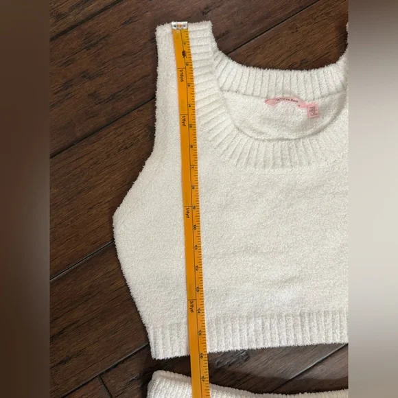 La Vie En Rose Soft White Knit Set Top L Shorts Small - Picture 6 of 8
